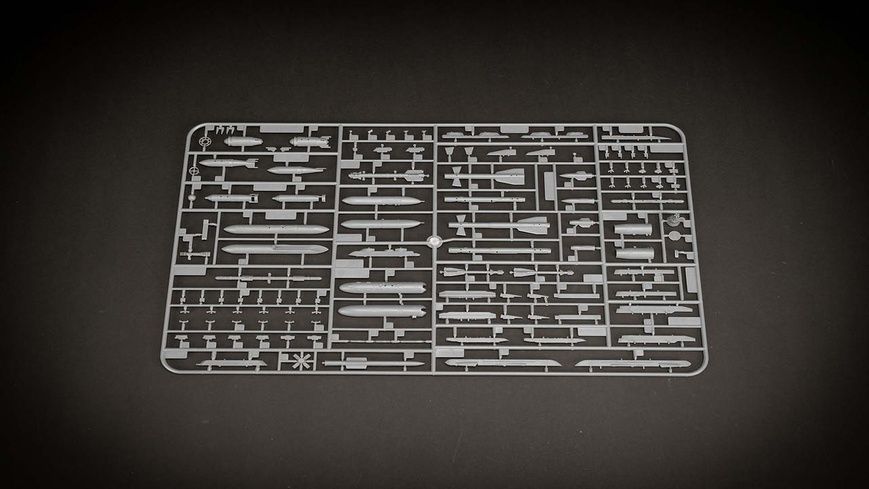 Збірна модель 1/48 Су-27C багатоцільовий винищувач, Kitty Hawk KH80163