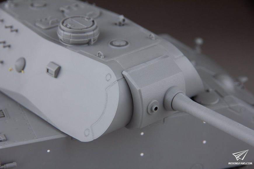 Збірна модель 1/35 VK 168.01 (P), Takom 2158