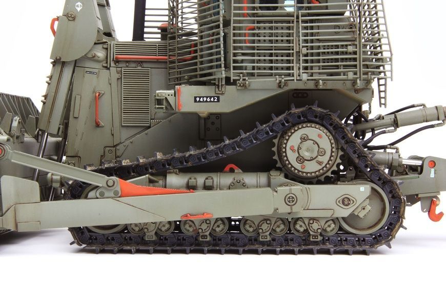 Збірна модель 1/35 Броньований бульдозер D9R із ґратчастими екранами, Meng SS-010