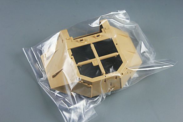 Збірна модель 1/35 Nagmachon "Doghouse" пізніх випусків, Tiger Model 4616