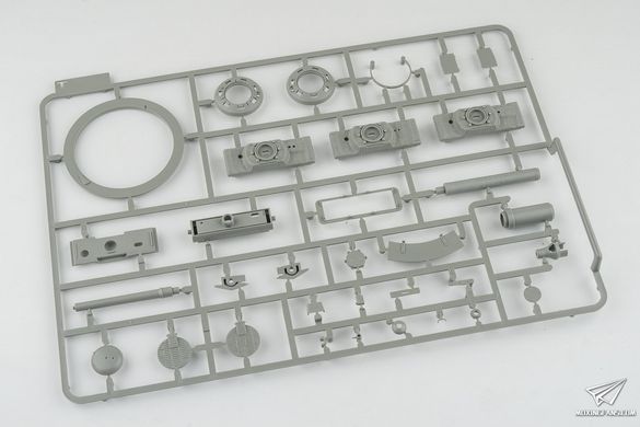 Збірна модель 1/35 Tiger I Pz.Kpfw.VI Ausf.E середніх випусків з циммеритом, Takom 2198