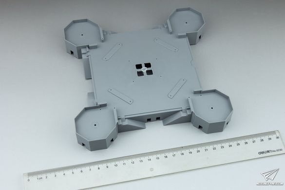 Збірна модель 1/350 Зенітна башта Flakturm IV Heiligengeistfeld G Tower, Takom 6005