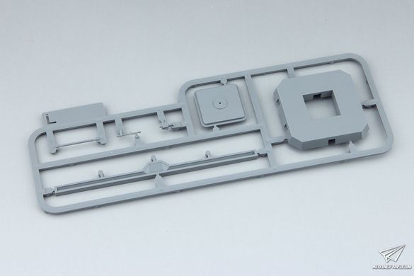 Збірна модель 1/350 Зенітна башта Flakturm IV Heiligengeistfeld G Tower, Takom 6005