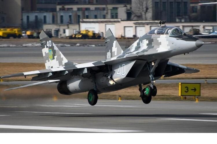 Збірна модель 1/48 МіГ-29 9-13 ПС України "Привид Києва" (лімітована версія), Great Wall Hobby S4819