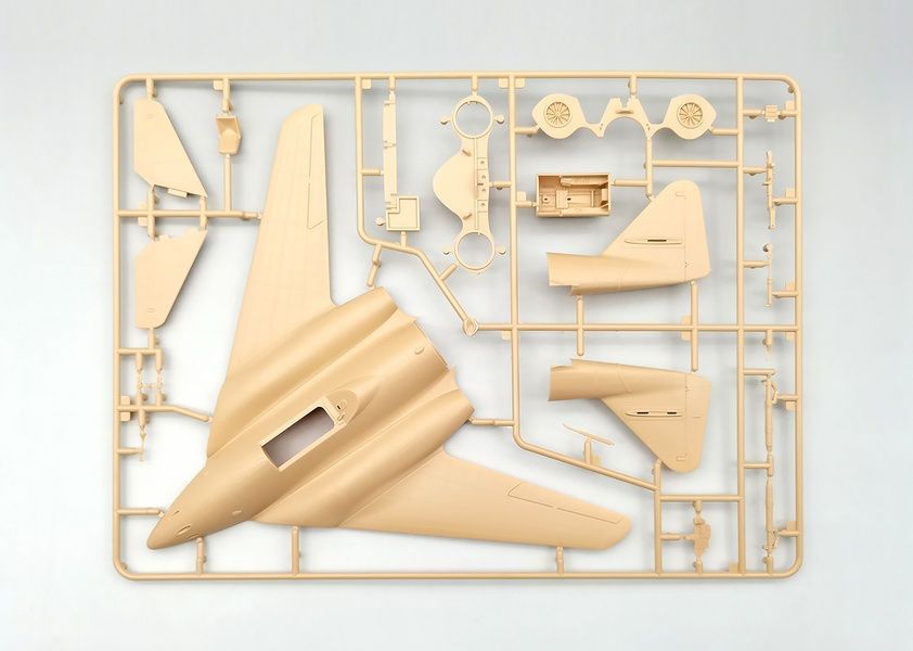 Збірна модель 1/48 Messerschmitt Me.262 HG III, Amusing Hobby 48A003