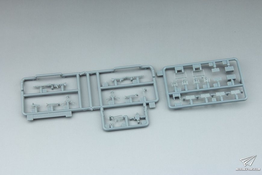 Збірна модель 1/35 PzKpfw II Ausf.F, корпус "Африка", Dragon/Mono MD-002