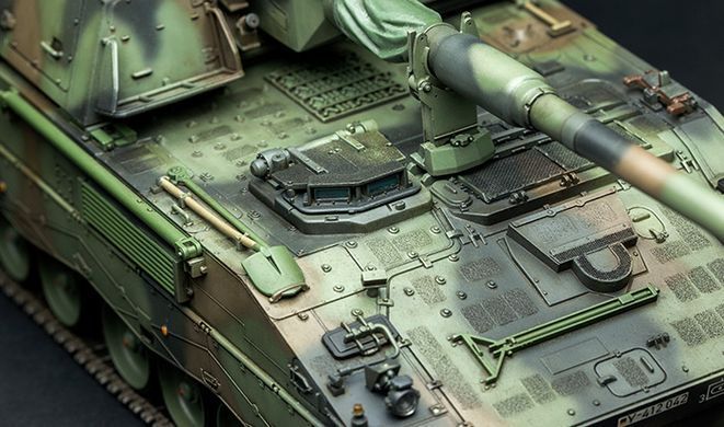Збірна модель 1/35 Panzerhaubitze 2000 155-мм самохідна гармата-гаубиця, Meng TS-012