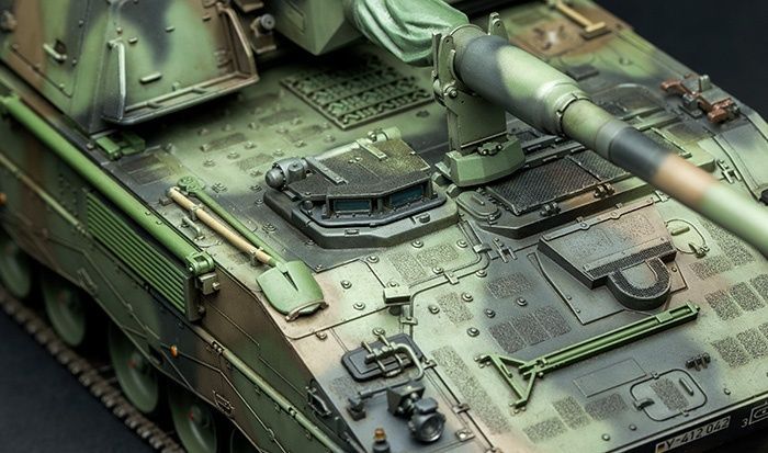 Збірна модель 1/35 Panzerhaubitze 2000 155-мм самохідна гармата-гаубиця, Meng TS-012