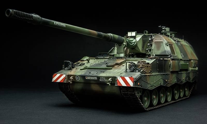 Збірна модель 1/35 Panzerhaubitze 2000 155-мм самохідна гармата-гаубиця, Meng TS-012