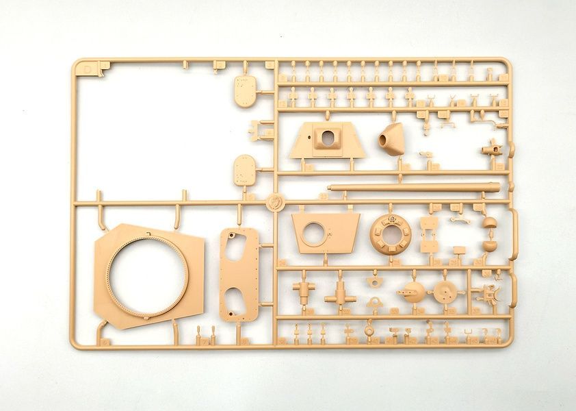 Збірна модель 1/35 Panther II з баштою проєкту Rheinmetall, Amusing Hobby 35A040