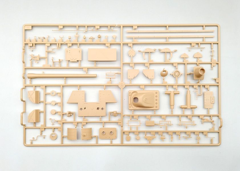Збірна модель 1/35 Panther II з баштою проєкту Rheinmetall, Amusing Hobby 35A040