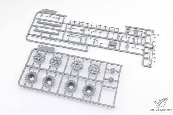 Збірна модель 1/35 Jagdpanther G2 з повним інтер'єром, Takom 2118