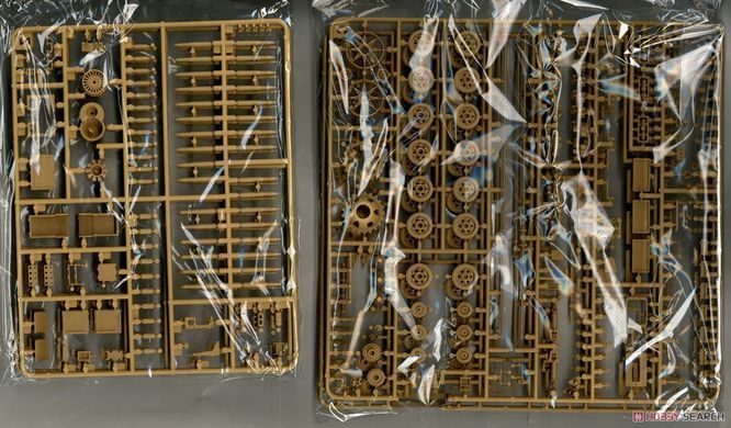 Збірна модель 1/35 StuG.III Ausf. G, ранніх випусків, з повним інтер'єром та робочими траками, RFM RM-5073