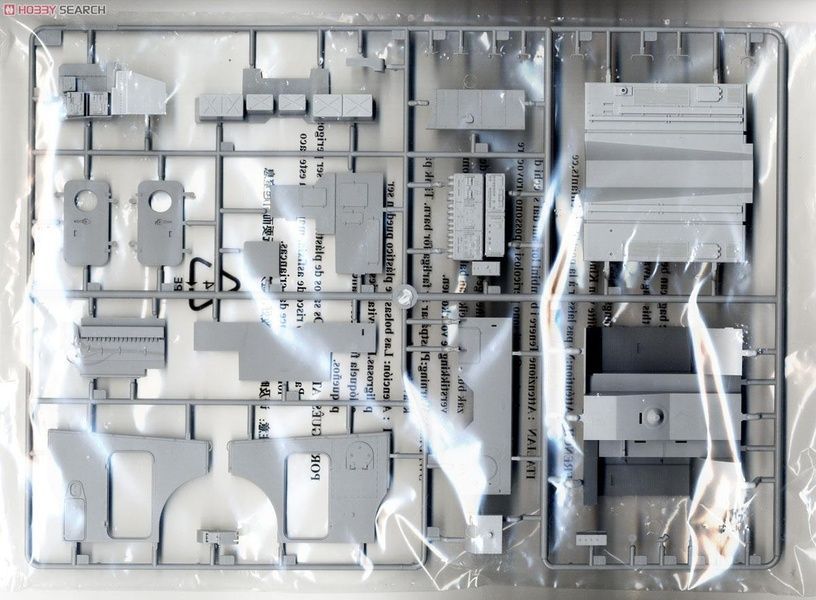 Збірна модель 1/35 ОТРК &laquo;Ельбрус&raquo; ПУ 9П117М1 з ракетою Р-17, Trumpeter 01019