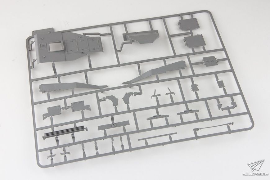Збірна модель 1/35 M247 Sergeant York зенітна самохідна установка, Takom 2160